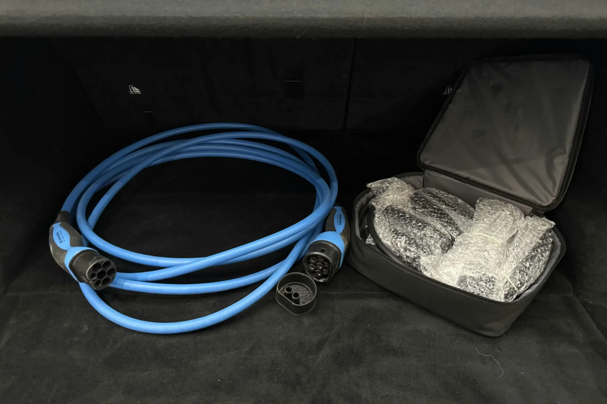 Tesla Model S Plaid - widok 10