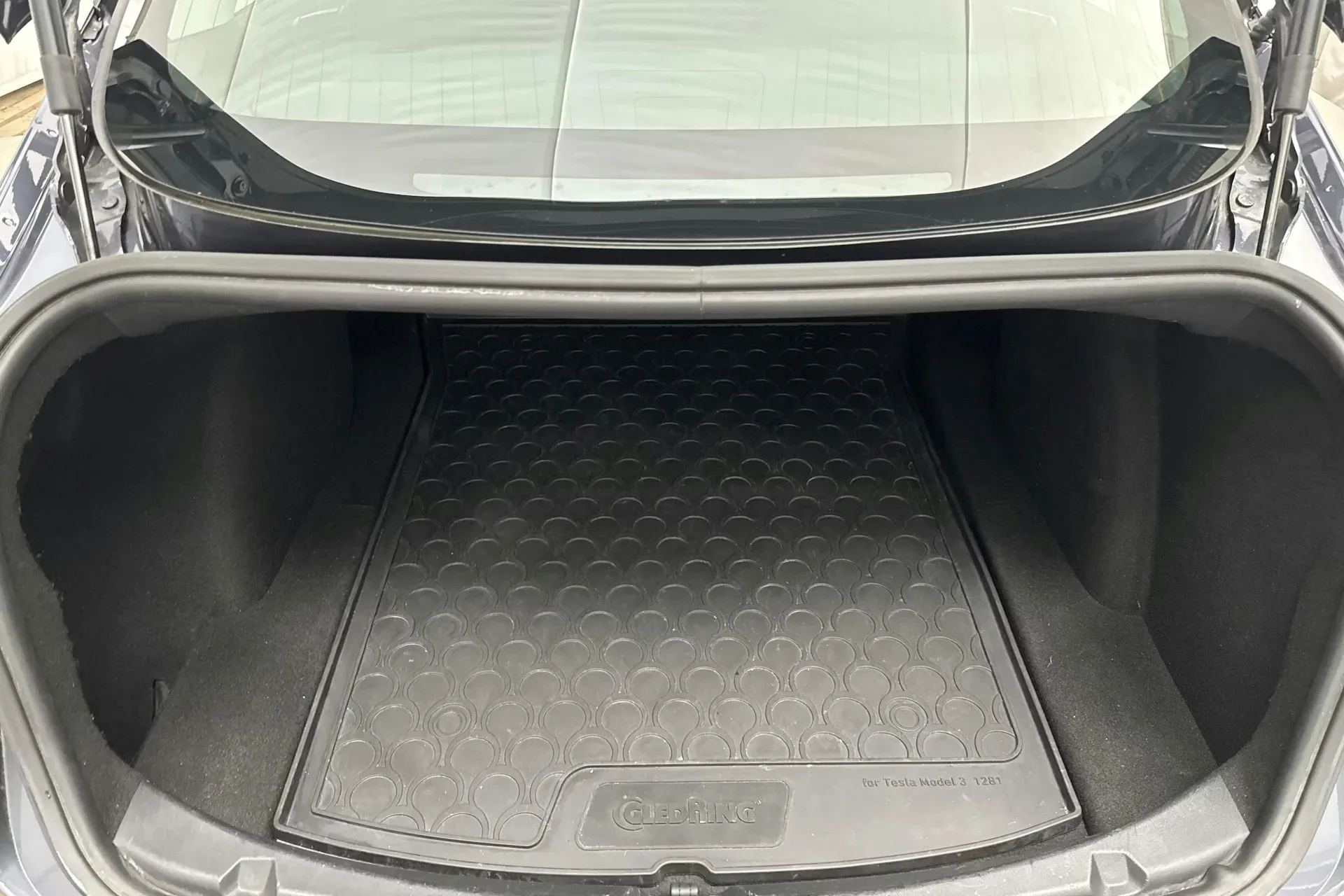 Tesla Model 3 Long Range AWD - widok 9