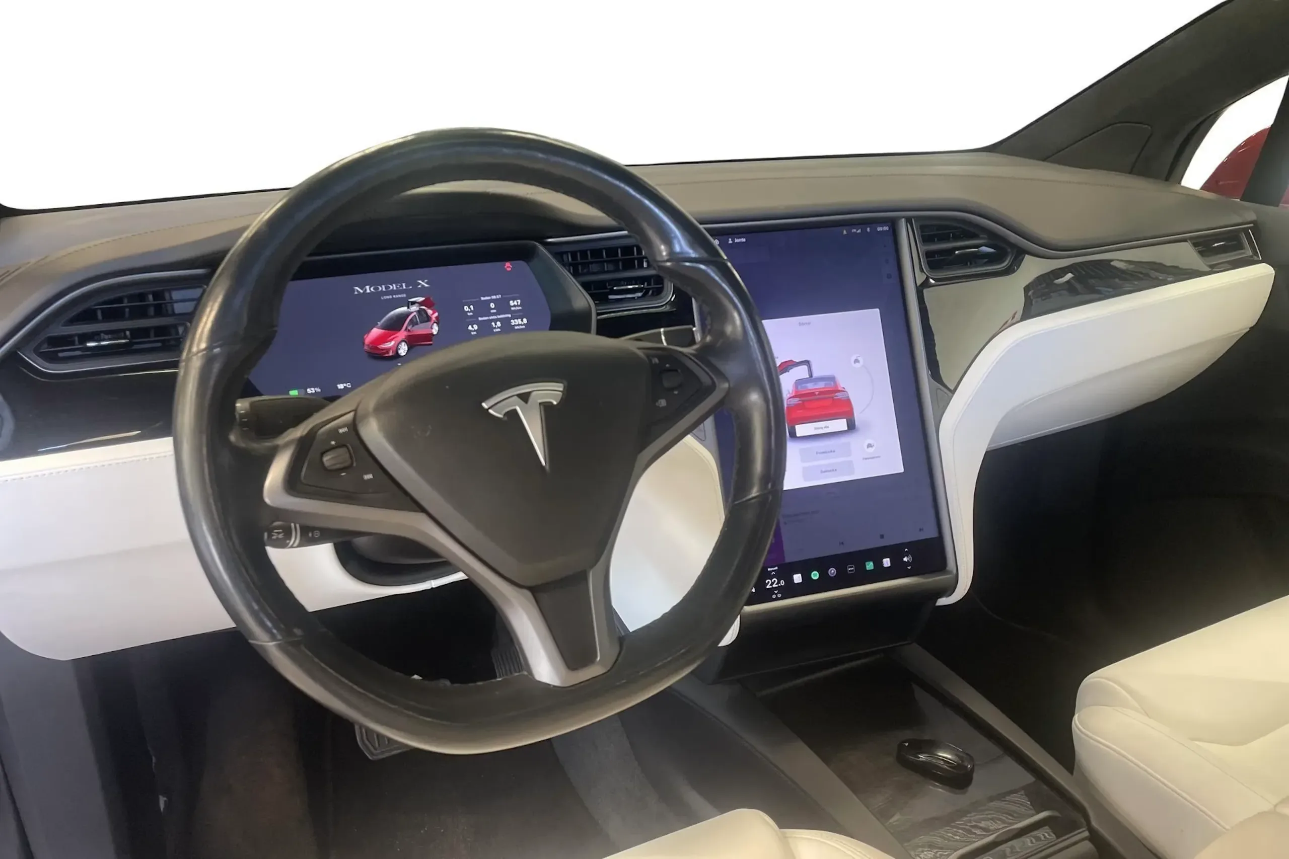 Tesla Model X Long Range - widok 7