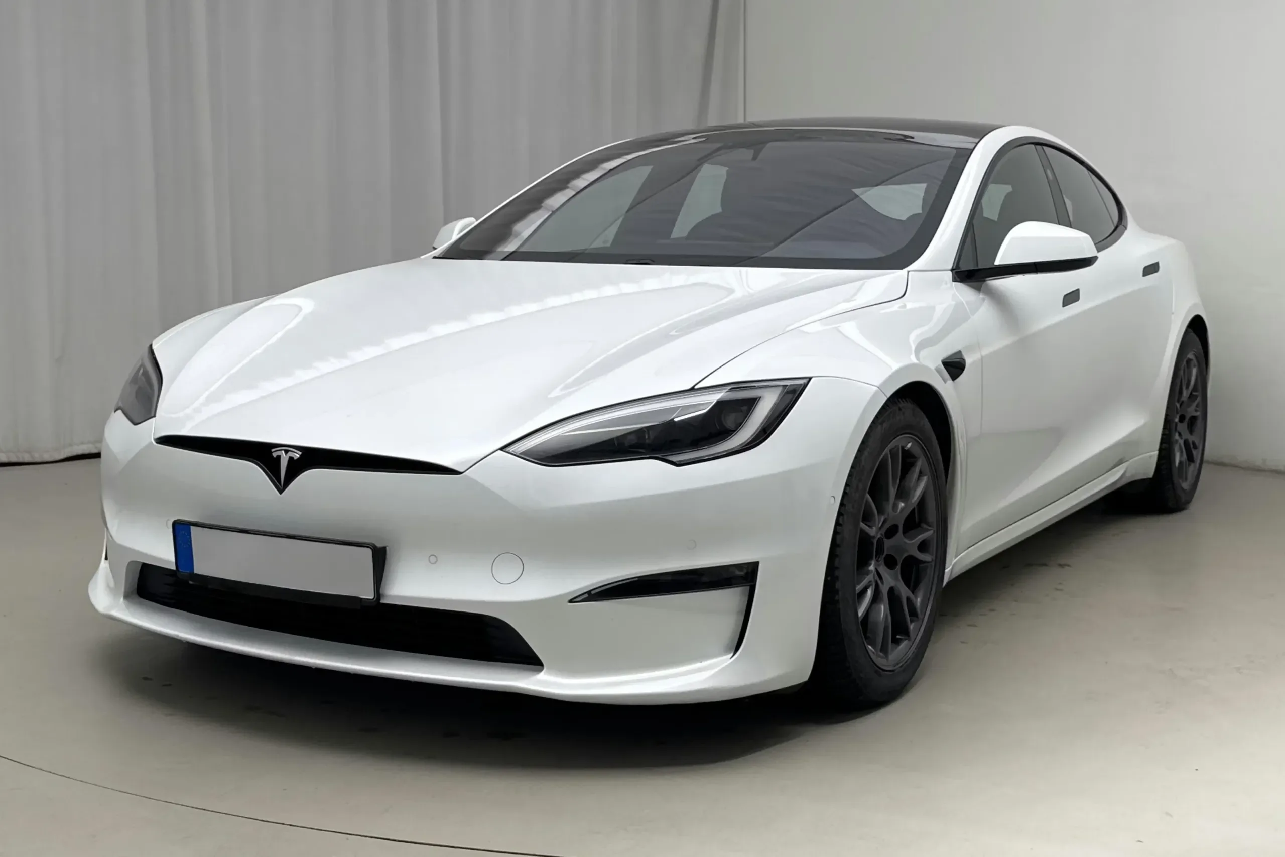 Tesla Model S Plaid