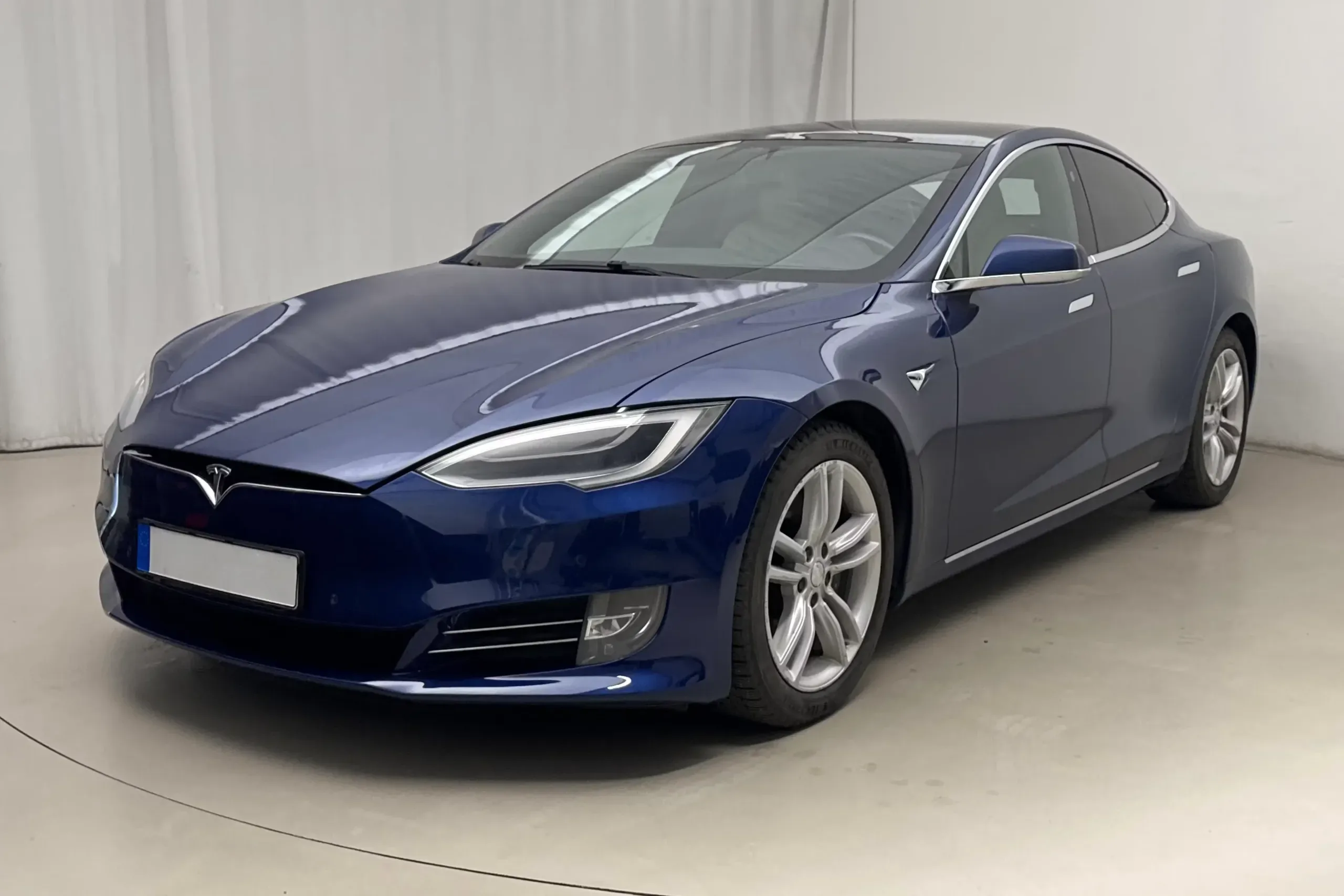 Tesla Model S Long Range Plus Tesla