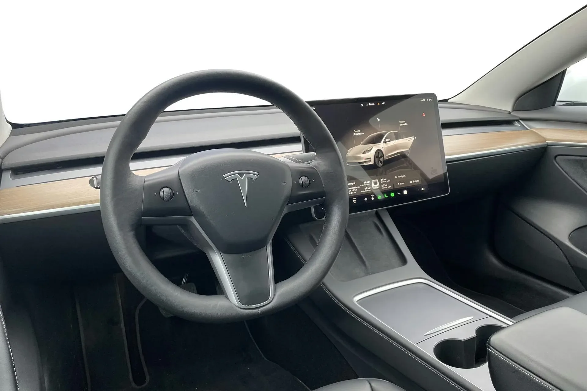 Tesla Model 3 Long Range AWD - widok 6